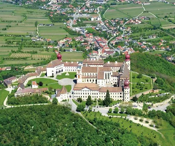 Winzerhof Duerauer Homestay Furth bei Gottweig